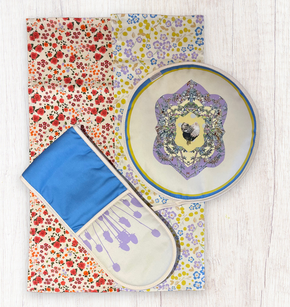 Elevate Your Kitchen Aesthetic with Stylish and Sustainable Organic Cotton Textiles,