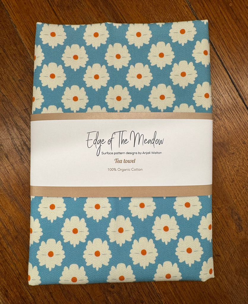 Daisy Tea Towel – Indigo & Sky Blue