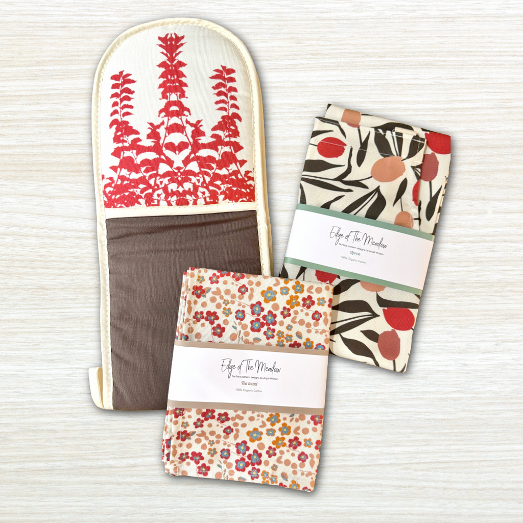 The Cook’s Companion Set- Apron, Tea Towel, Oven glove